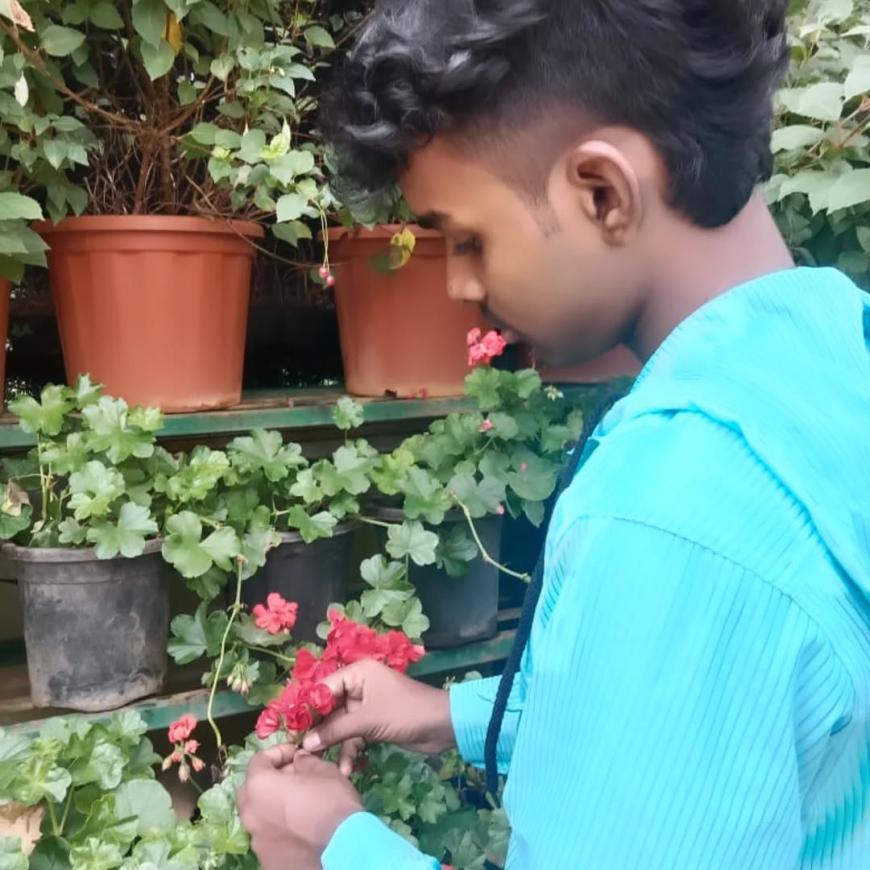 Sainur Sardar Biography | Professional Motor Mechanic