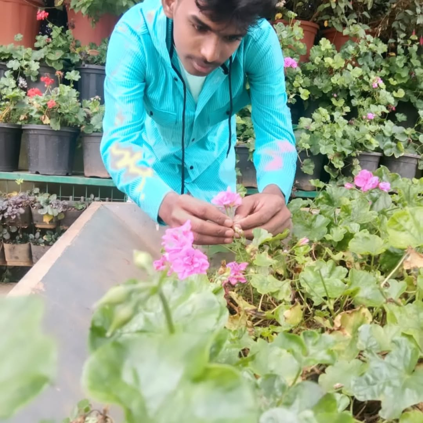 Sainur Sardar Biography | Professional Motor Mechanic